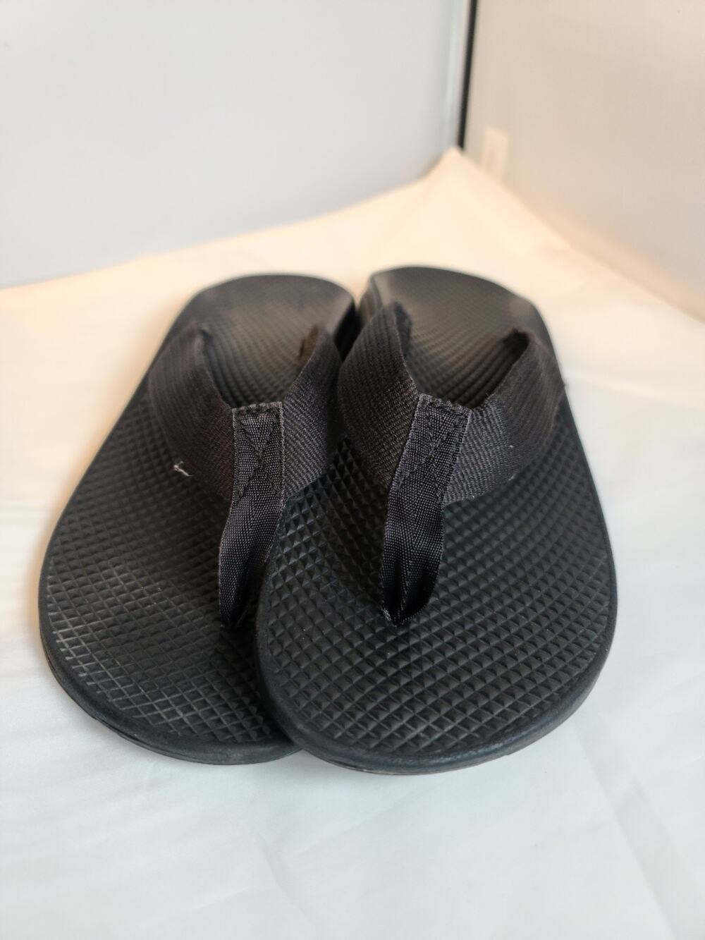 Chaco Flip Flop Sandals Women’s 9 Black Pink Classic Comfort Slip On Shoes